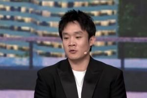 开云体育下载-小丁：比赛千变万化但大家始终团结 今天第一次解说&amp;看得很感动
